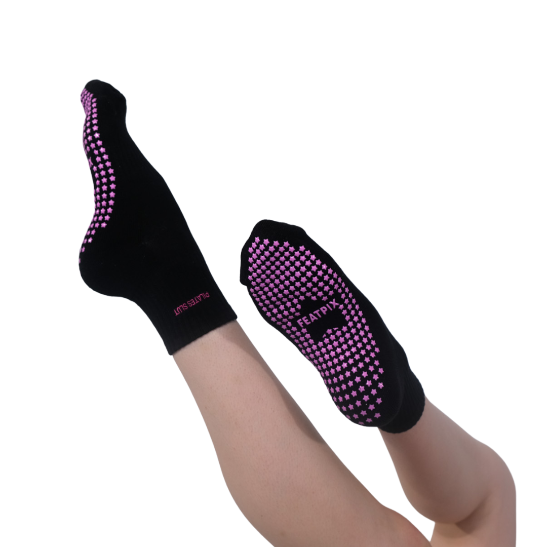 onyx pilates sl*t crew socks